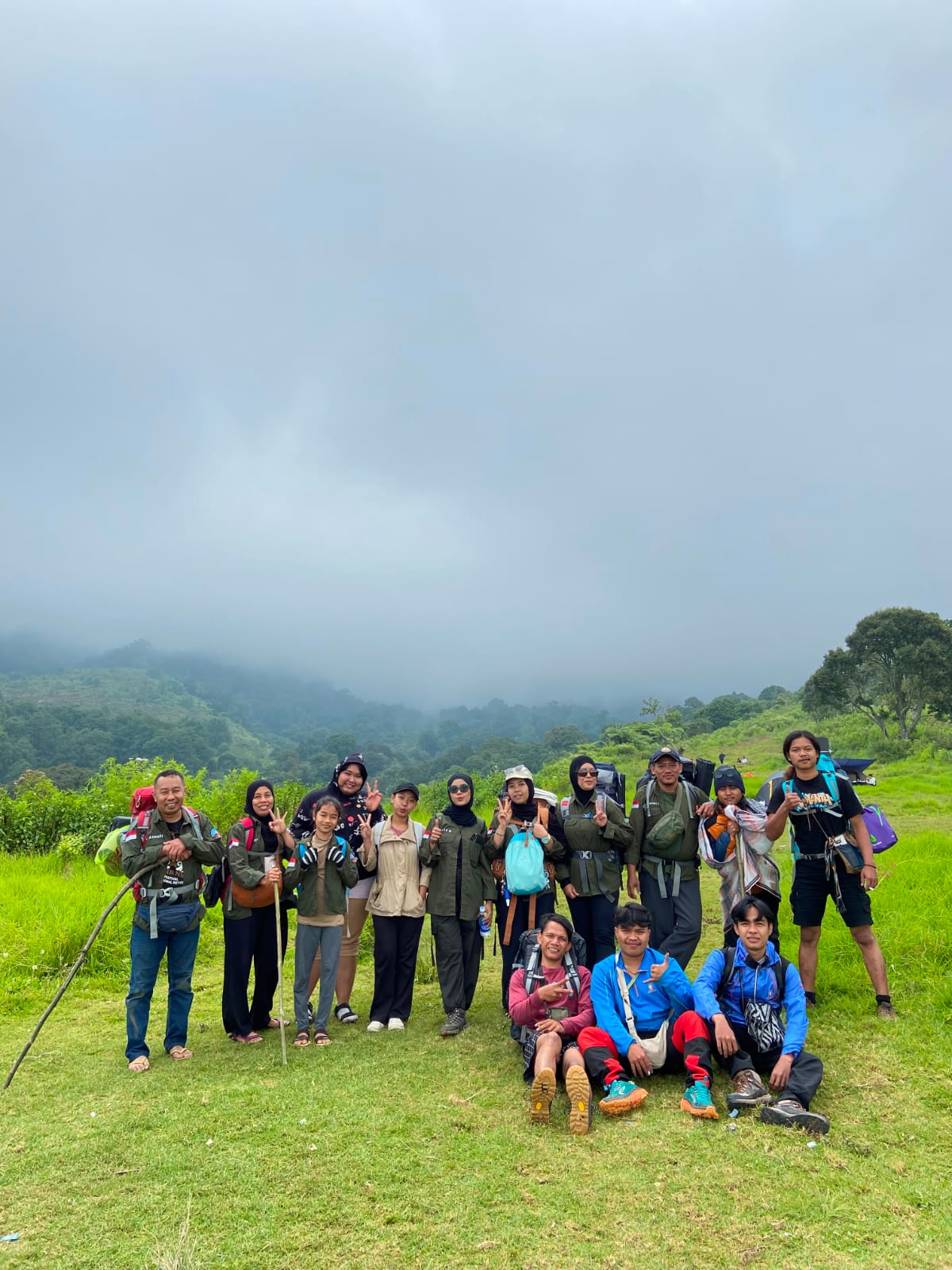 Foto bersama keluarga dan teman di Bufallo Hill